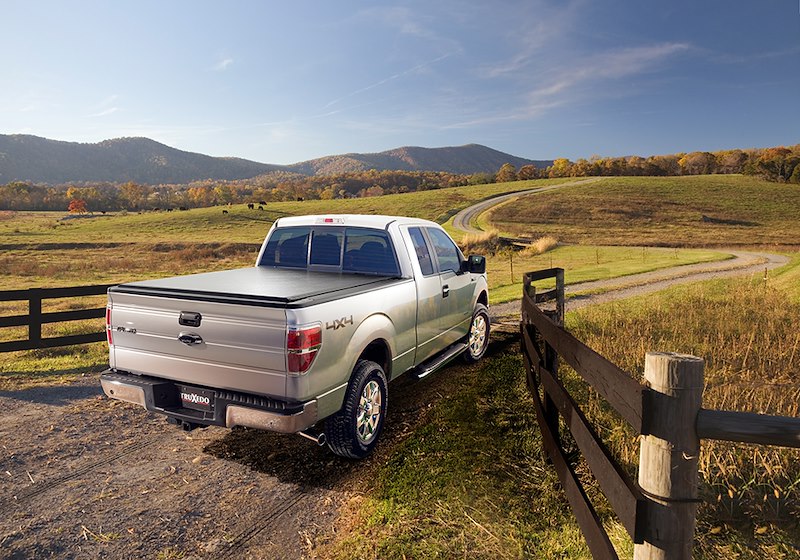 RealTruck TruXedo Deuce Hybrid Truck Bed Tonneau Cover | 797701 | Fits 2015 - 2026 Ford F-150 5' 7" Bed (67.1")