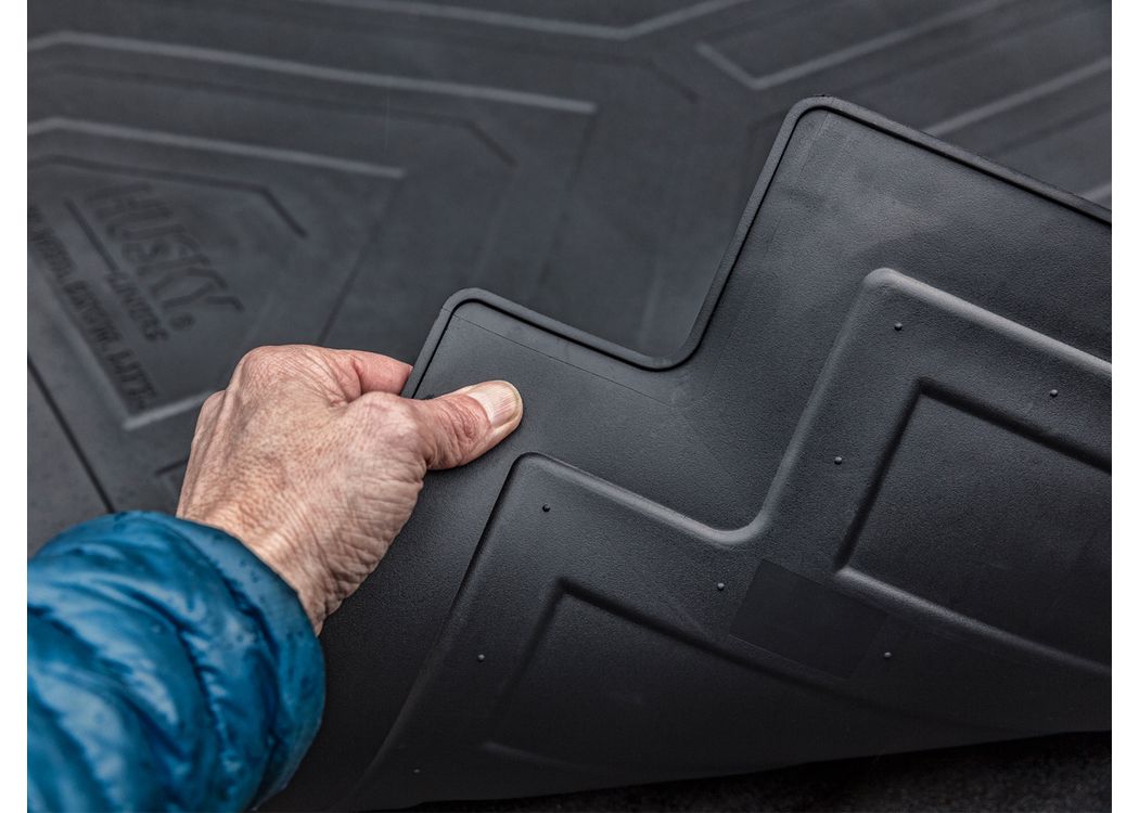 Husky Liners Custom Bed Liner |16005| - Fits 2019-2026 Chevrolet Silverado & GMC Sierra 1500, 6.6' Bed (Will NOT Fit w/Drop-in Bed Liners or CarbonPro Bed) Bed Liner 1-pc Black