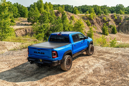 RealTruck Retrax IX Manual Retractable Tonneau Cover - 30337