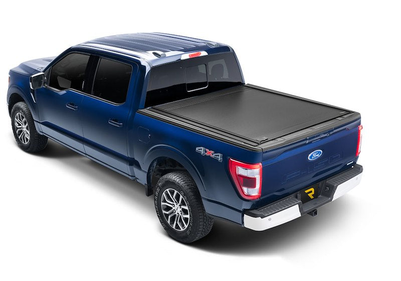 RealTruck RetraxONE MX Manual Retractable Tonneau Cover - 60378