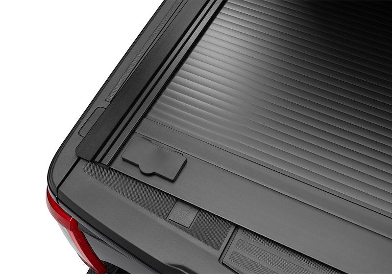 RealTruck RetraxONE MX Manual Retractable Tonneau Cover - 60378