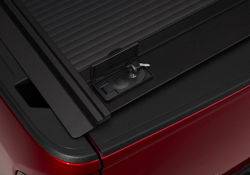 RealTruck RetraxONE MX Manual Retractable Tonneau Cover - 60454