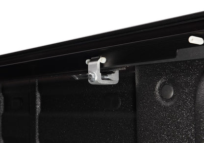 RealTruck RetraxONE MX Manual Retractable Tonneau Cover - 60455