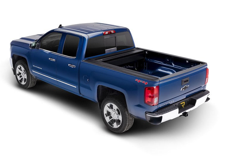 RealTruck RetraxONE MX Manual Retractable Tonneau Cover - 60461