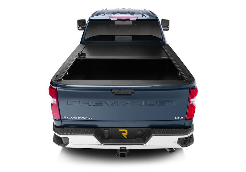 RealTruck RetraxONE MX Manual Retractable Tonneau Cover - 60484