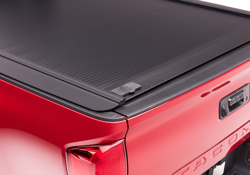 RealTruck RetraxONE MX Manual Retractable Tonneau Cover - 60841