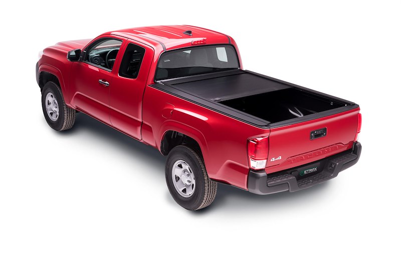 RealTruck RetraxONE MX Manual Retractable Tonneau Cover - 60861