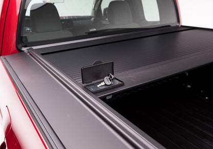 RealTruck RetraxONE MX Manual Retractable Tonneau Cover - 60861