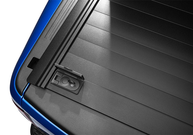 RealTruck RetraxPRO MX Manual Retractable Tonneau Cover - 80244
