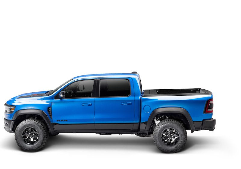 RealTruck RetraxPRO MX Manual Retractable Tonneau Cover - 80244