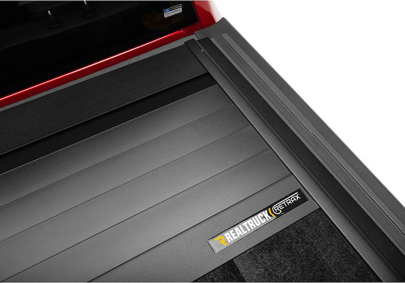 RealTruck RetraxPRO MX Manual Retractable Tonneau Cover - 80378