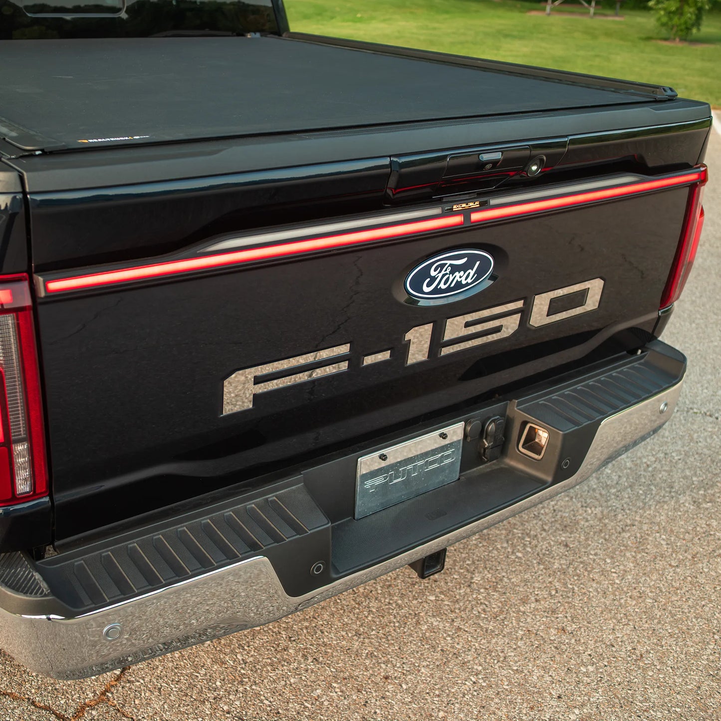 Putco Excalibur LED Tailgate Light Bar & Plug-N-Play Connector |92060-37| - Fits Ford F150 With Factory LED Taillamps 2024-2027 (Does NOT fit OBS/Tow Tech systems)