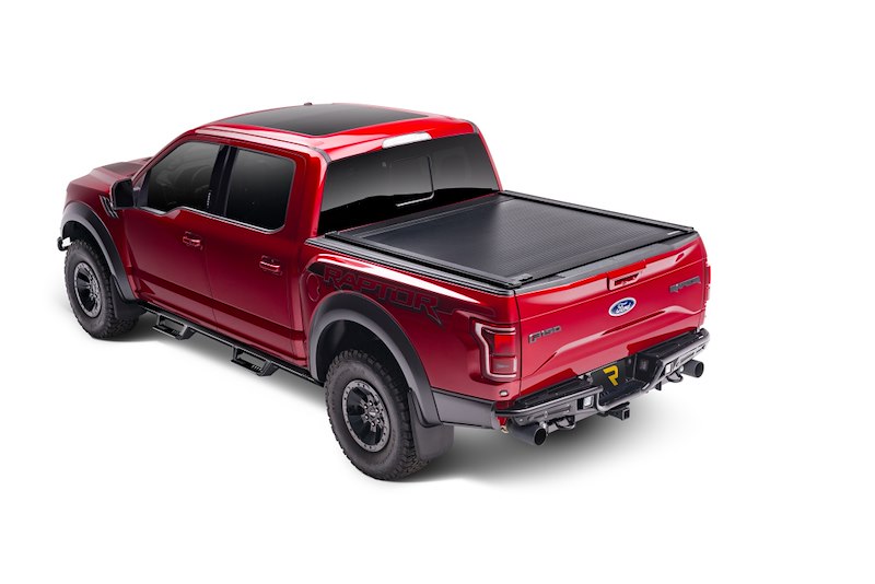 RealTruck RetraxONE XR Manual Retractable Tonneau Cover w/ T-Slot Rails - T-60243