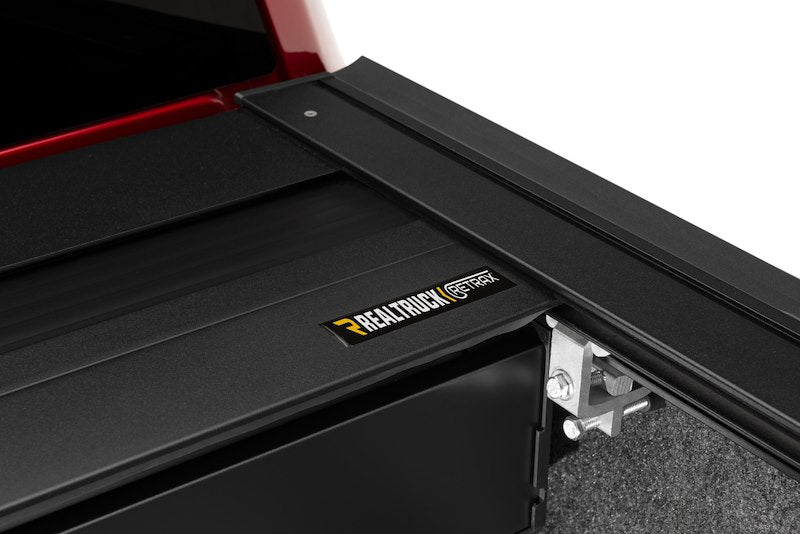 RealTruck RetraxONE XR Manual Retractable Tonneau Cover w/ T-Slot Rails - T-60243