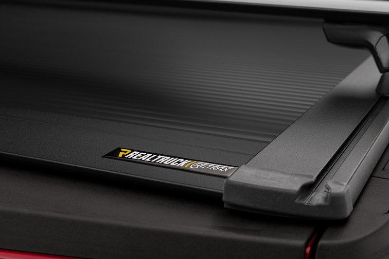 RealTruck RetraxONE XR Manual Retractable Tonneau Cover w/ T-Slot Rails - T-60243