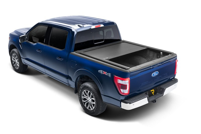 RealTruck RetraxONE XR Manual Retractable Tonneau Cover w/ T-Slot Rails - T-60378