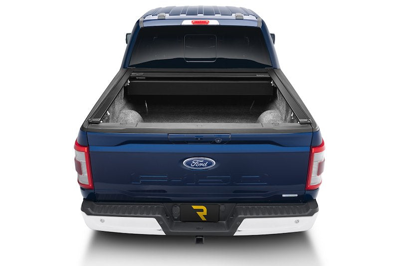 RealTruck RetraxONE XR Manual Retractable Tonneau Cover w/ T-Slot Rails - T-60378