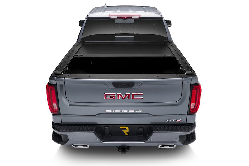 RealTruck RetraxONE XR Manual Retractable Tonneau Cover w/ T-Slot Rails - T-60482