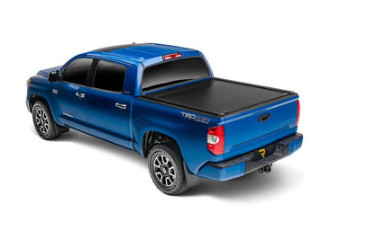 RealTruck RetraxONE XR Manual Retractable Tonneau Cover w/ T-Slot Rails - T-60841