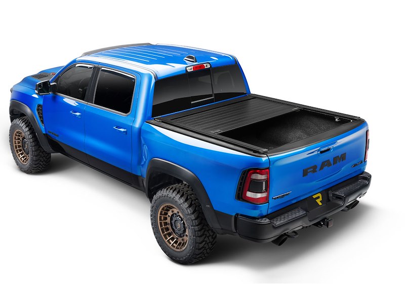 RealTruck RetraxPRO XR Manual Retractable Tonneau Cover w/ T-Slot Rails - T-80245