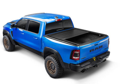 RealTruck RetraxPRO XR Manual Retractable Tonneau Cover w/ T-Slot Rails - T-80245