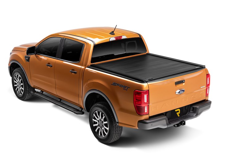 RealTruck RetraxPRO XR Manual Retractable Tonneau Cover w/ T-Slot Rails - T-80335