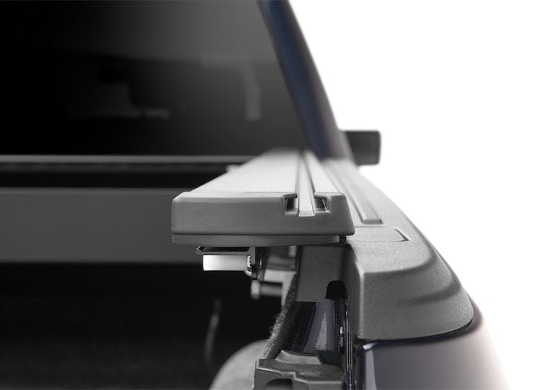 RealTruck RetraxPRO XR Manual Retractable Tonneau Cover w/ T-Slot Rails - T-80379