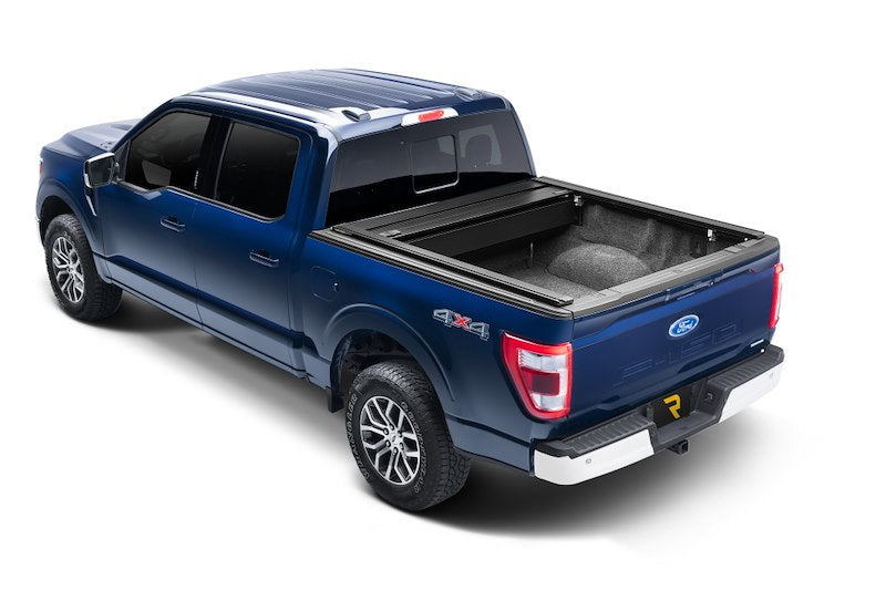 RealTruck RetraxPRO XR Manual Retractable Tonneau Cover w/ T-Slot Rails - T-80379