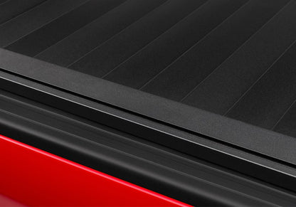 RealTruck RetraxPRO XR Manual Retractable Tonneau Cover w/ T-Slot Rails - T-80462