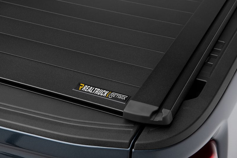 RealTruck RetraxPRO XR Manual Retractable Tonneau Cover w/ T-Slot Rails - T-80484