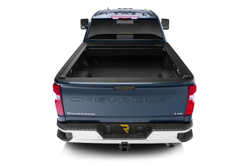 RealTruck RetraxPRO XR Manual Retractable Tonneau Cover w/ T-Slot Rails - T-80484