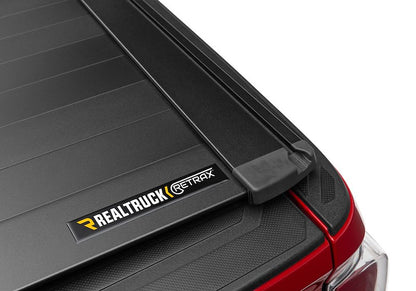 RealTruck RetraxPRO XR Manual Retractable Tonneau Cover w/ T-Slot Rails - T-80811