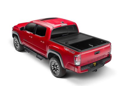 RealTruck RetraxPRO XR Manual Retractable Tonneau Cover w/ T-Slot Rails - T-80831