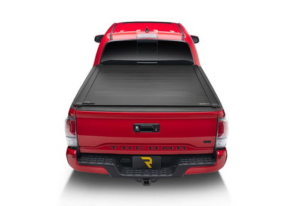RealTruck RetraxPRO XR Manual Retractable Tonneau Cover w/ T-Slot Rails - T-80831