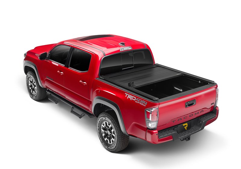 RealTruck RetraxPRO XR Manual Retractable Tonneau Cover w/ T-Slot Rails - T-80841