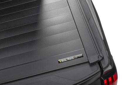 RealTruck RetraxPRO XR Manual Retractable Tonneau Cover w/ T-Slot Rails - T-80861