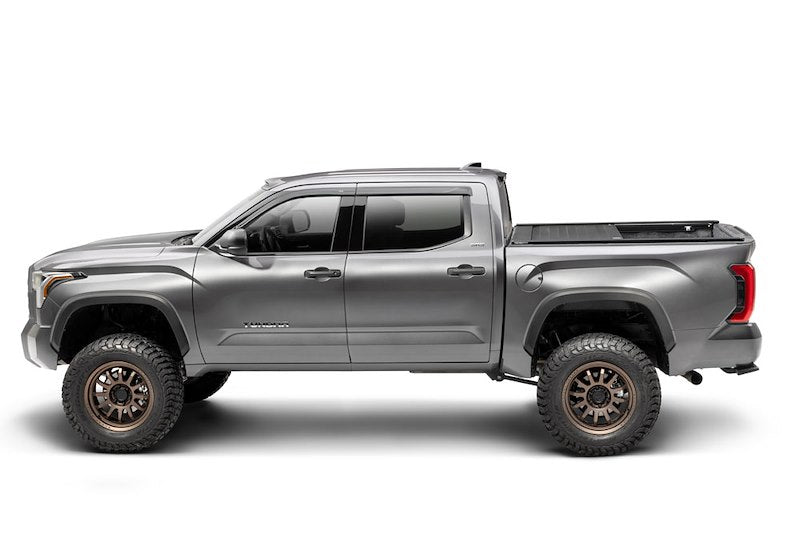 RealTruck RetraxPRO XR Manual Retractable Tonneau Cover w/ T-Slot Rails - T-80861