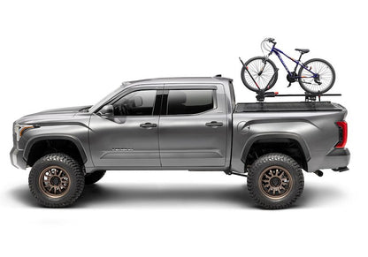 RealTruck RetraxPRO XR Manual Retractable Tonneau Cover w/ T-Slot Rails - T-80861