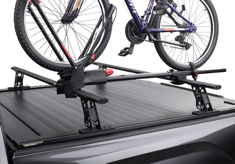 RealTruck RetraxPRO XR Manual Retractable Tonneau Cover w/ T-Slot Rails - T-80861