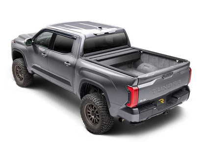 RealTruck RetraxPRO XR Manual Retractable Tonneau Cover w/ T-Slot Rails - T-80861
